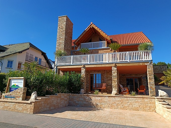 Ferienwohnung Chalet Seenähe - Hausansicht