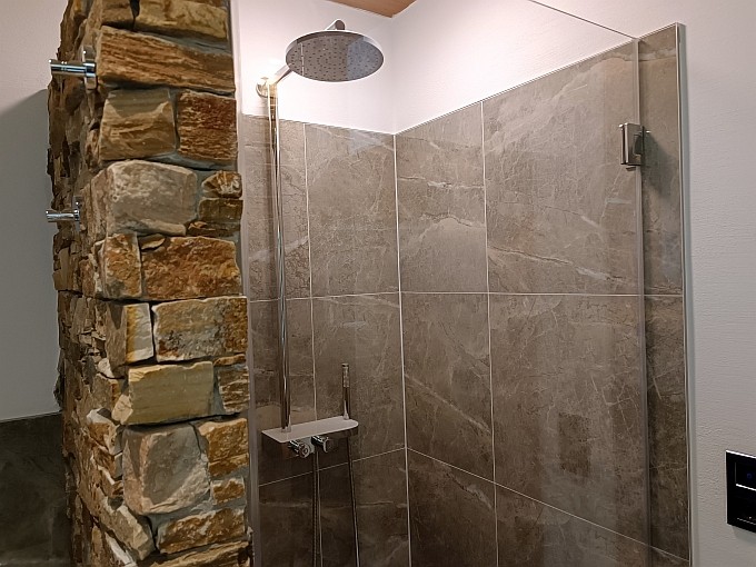 Ferienwohnung Chalet Seenähe - Bad 2, Dusche