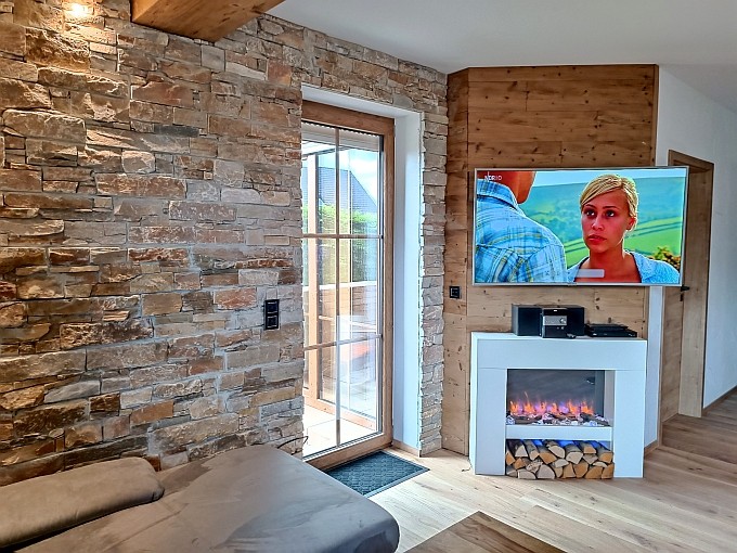 Ferienwohnung Chalet Seenähe - HD TV mit gewölbtem Bildschirm, E-Kamin