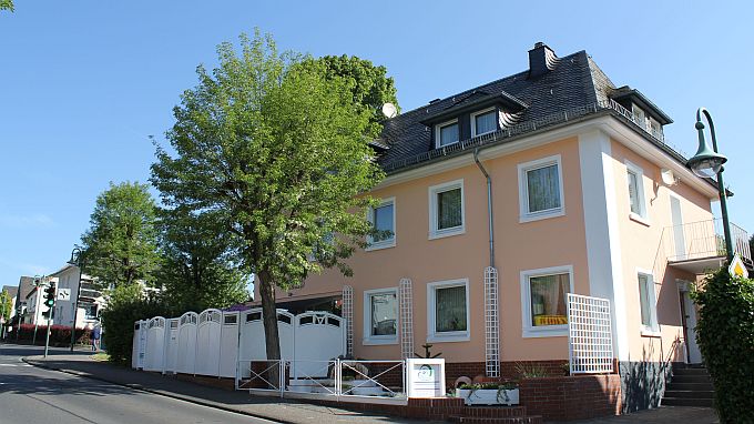 City Ferienhaus Daun, komplett renoviert, hell, modern