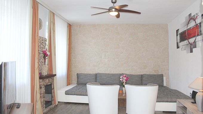 City Ferienhaus Daun, XXL Sofagarnitur, Schlafsofa