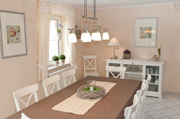 Ferienhaus Kratersee, modern und hell eingerichtet