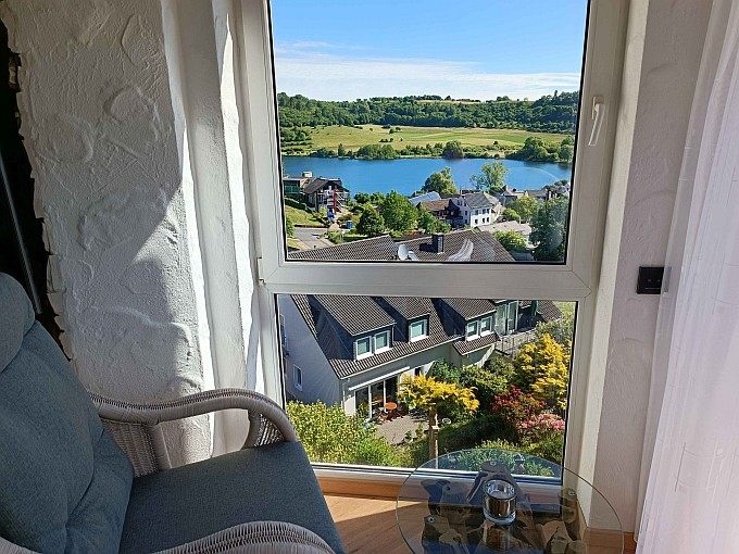 Ferienwohnung Traum-Seeblick, traumhafter Seeblick Blick von der Relaxecke