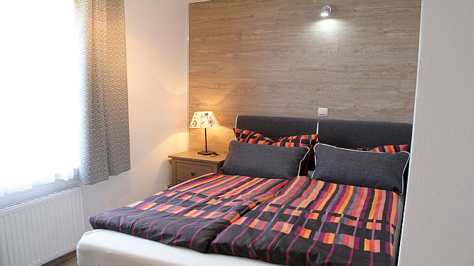 Maarhöhe, 2. Schlafzimmer mit Boxspringbett
