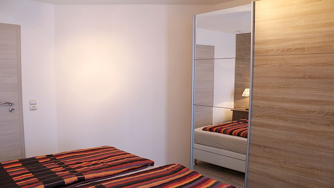 Ferienwohnung Maarhöhe, großer Schrank
