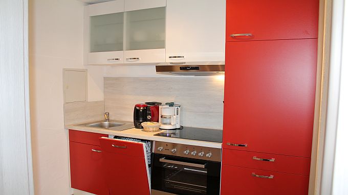 Ferienwohnung Maaridyll, Küche mit Spülmaschine