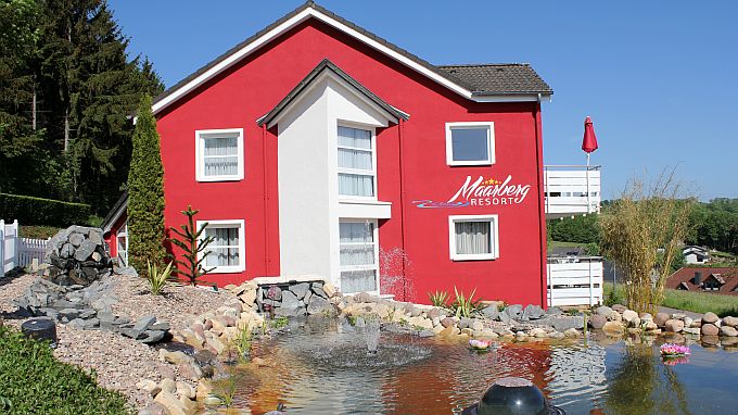 Maarberg Resort, Seitenansicht