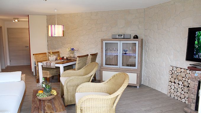 Apartment Seeterrasse, hell und gemütlich