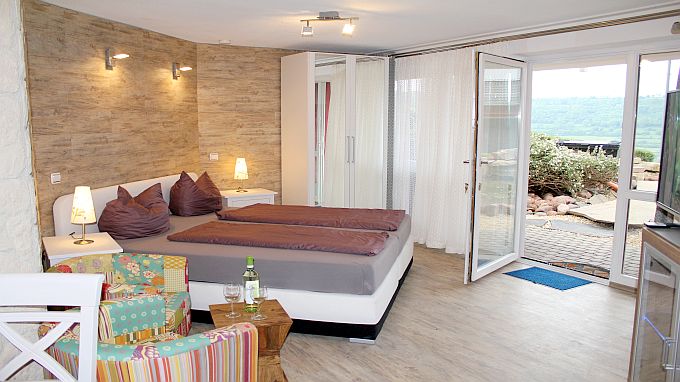 Studio Vulkanpanorama, Studio mit Boxspringbett