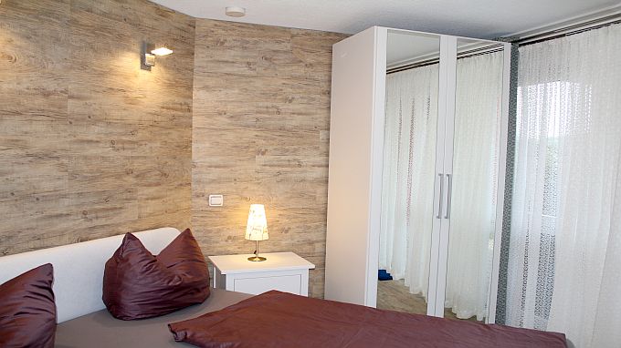 Studio Vulkanpanorama, mit Boxspringbett